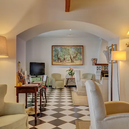 Sis Pins 3* Port de Pollença