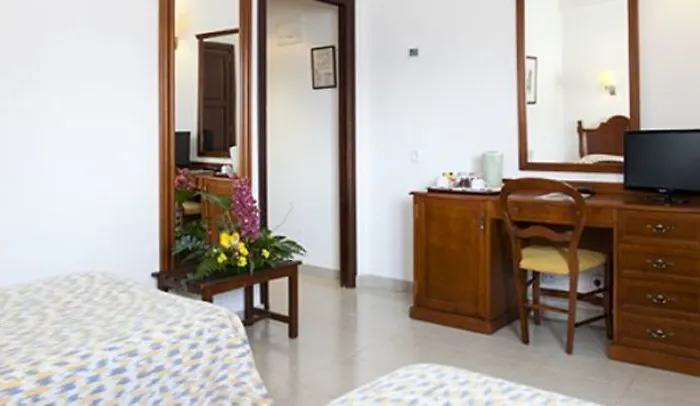 Sis Pins Port de Pollença