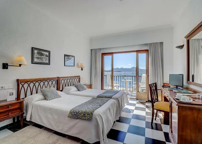 Sis Pins Port de Pollença