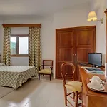 Sis Pins Hotel