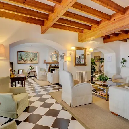 Sis Pins 3* بورت دي بوينسا