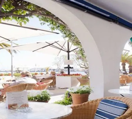 Szálloda Sis Pins 3*